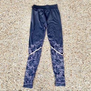 Fabletics Eliza Gray Pink Seamless Leggings XL